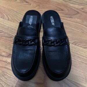Black Women’s Loafers